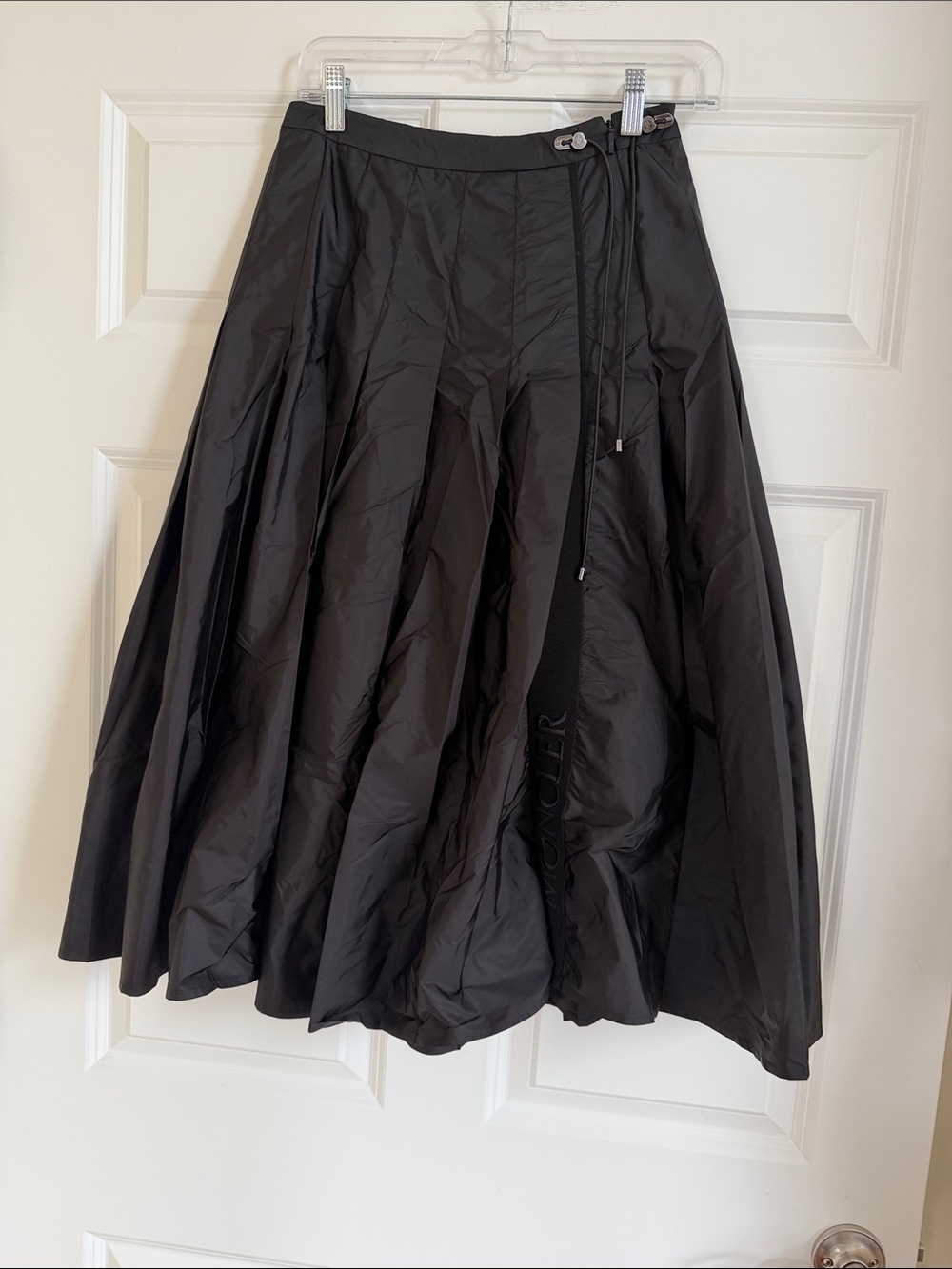 MONCLER GONNA Nylon Pleated Long Skirt, Size 40